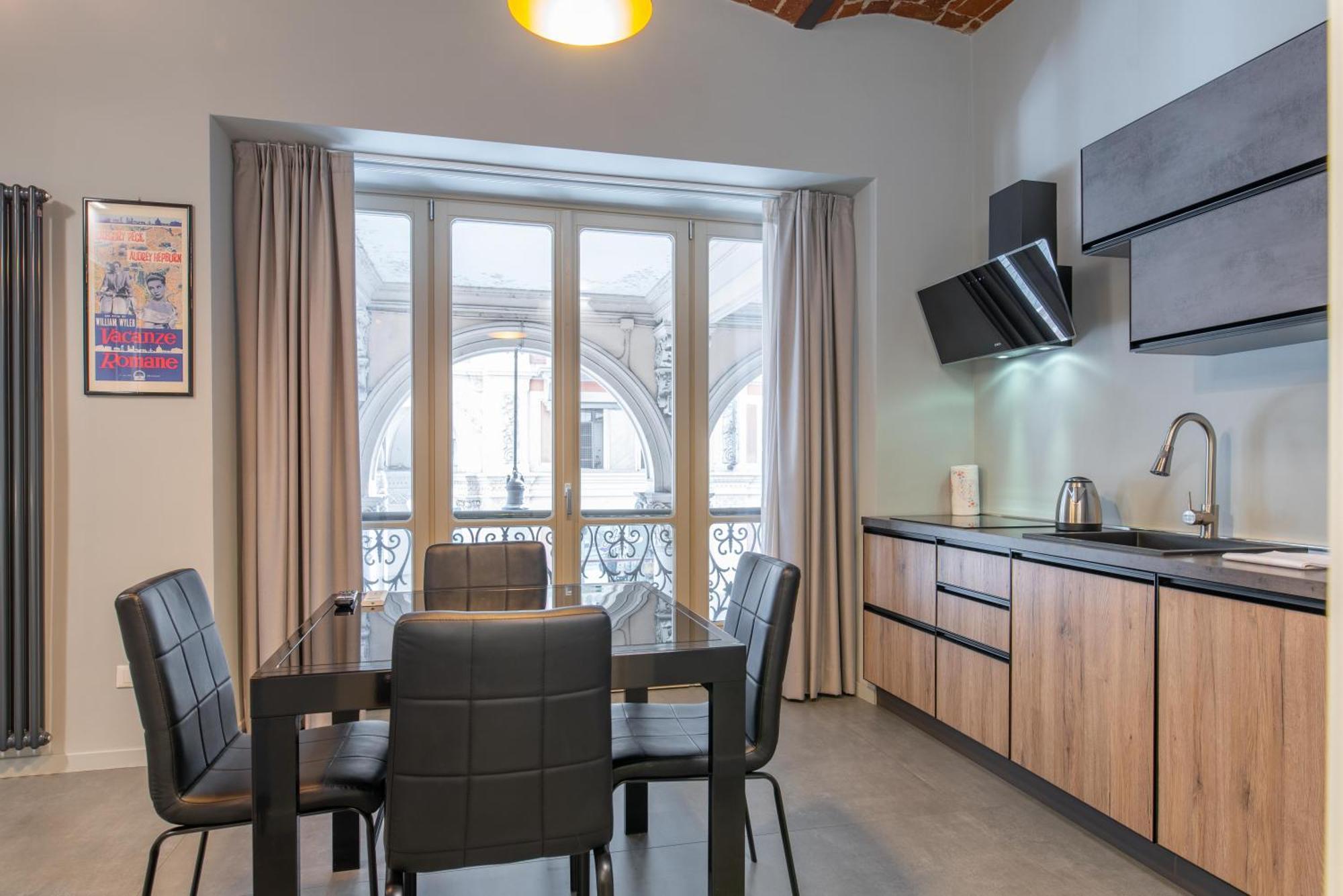 Suite & Queen Apartments Turin Exterior photo