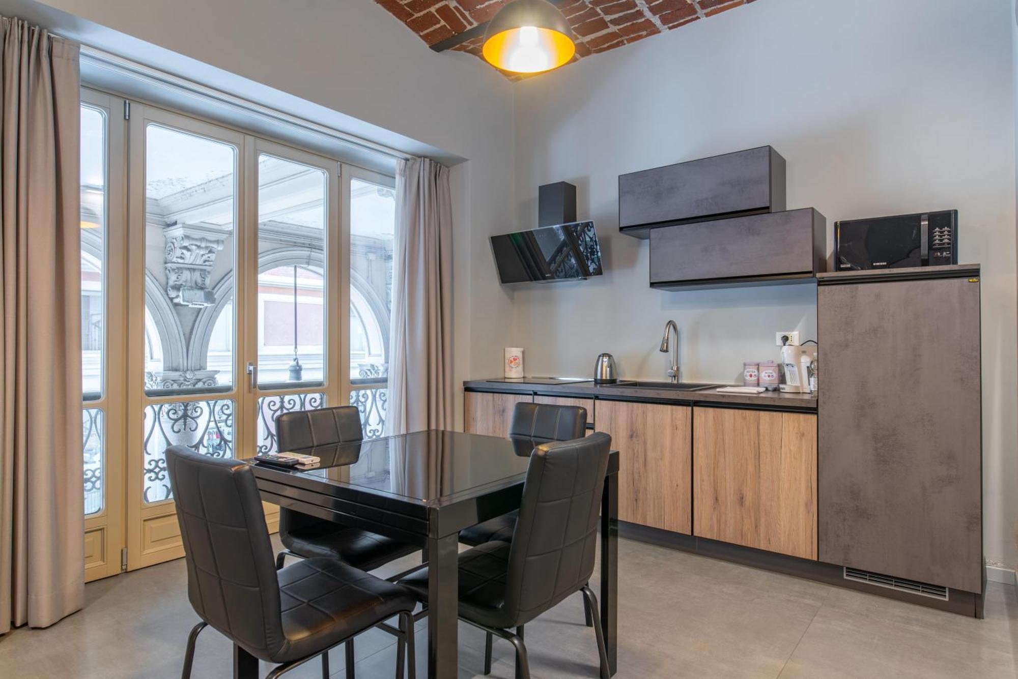 Suite & Queen Apartments Turin Exterior photo